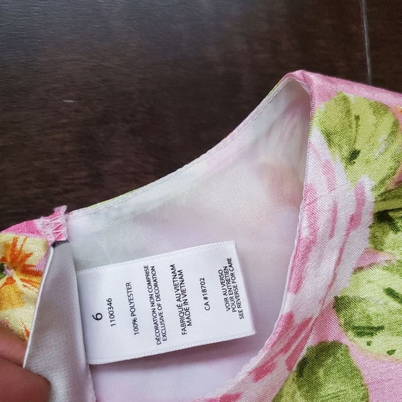 Holiday and Summer Dresses Duo - Picture 3 of 9